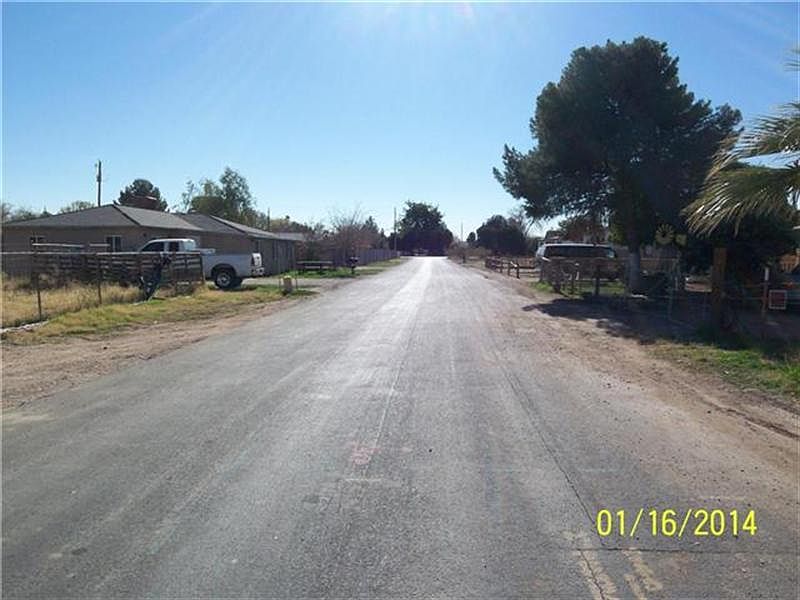 1st image of 7626 N 76th Ln
