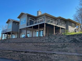 1548 Grove St, Cumberland, WI 54829