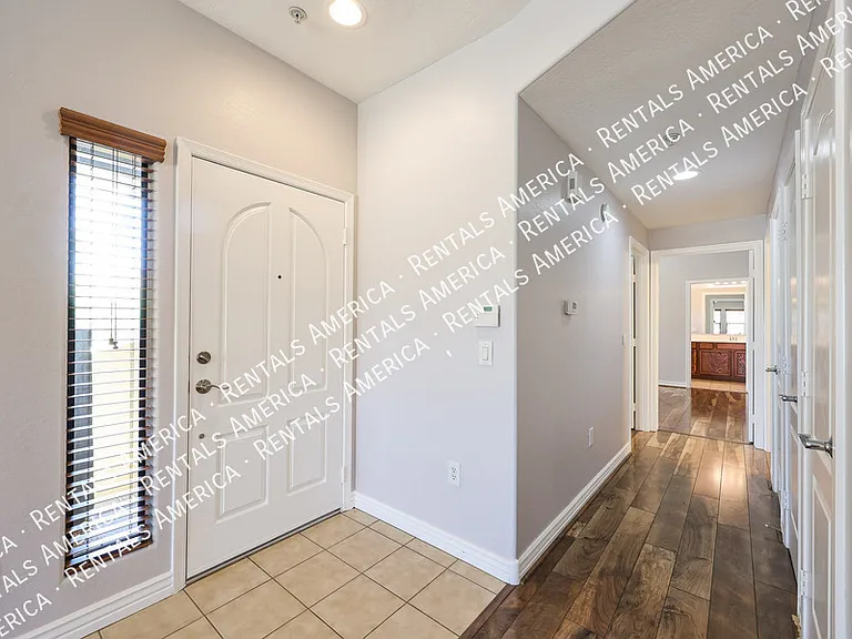 21320 N 56th St #2021 — Photo 21
