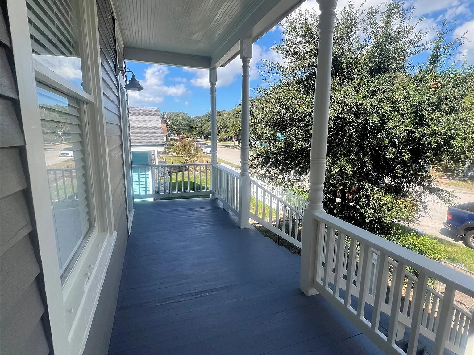 2 bed, 1.0 bath, 940 sqft, $1,800 — Photo 3