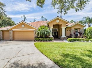5094 Cross Pointe Dr, Oldsmar, FL 34677