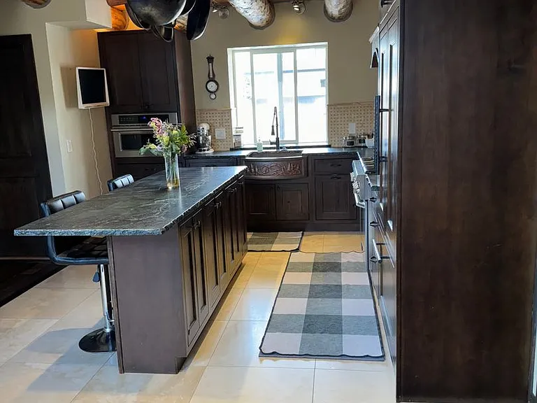 521 Haverly St — Photo 7