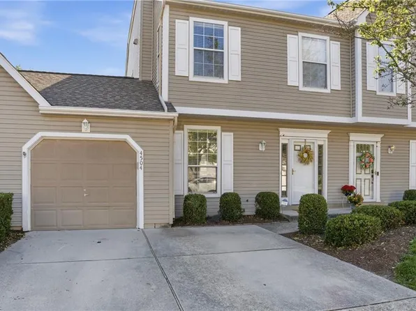 4504 Brinker Dr, Virginia Beach, VA 23462