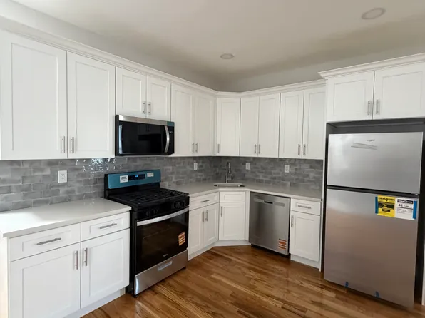 (undisclosed Address), Bronx, NY 10461