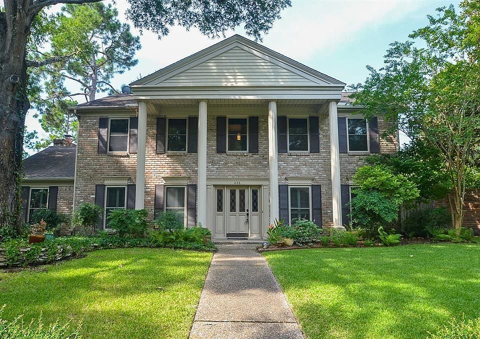 1st image of 626 Aldersgate Ct