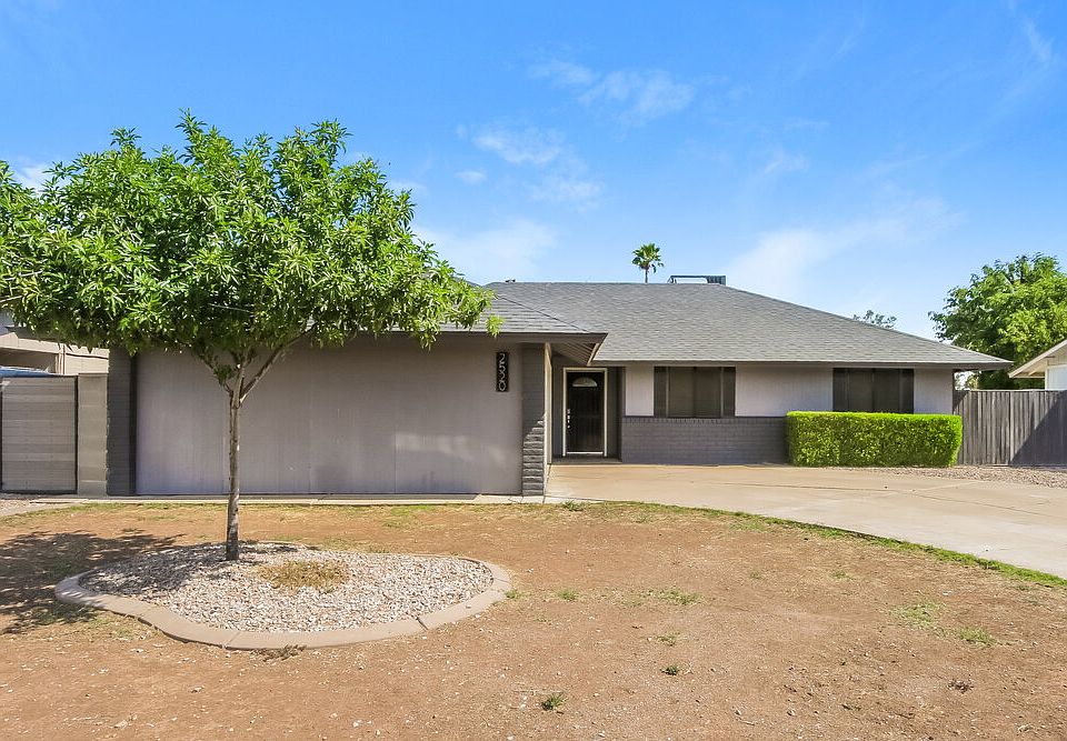 1st image of 2520 E Javelina Ave