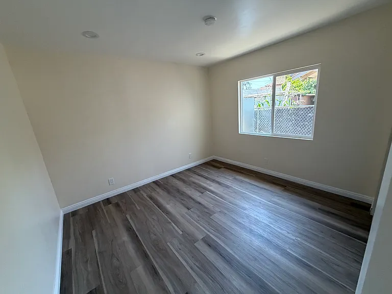 3234 Vineland Ave #A — Photo 11