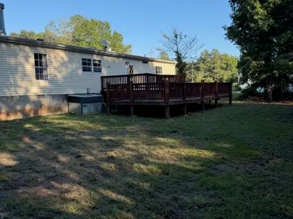 105 Felton Dr, Milledgeville, GA 31061