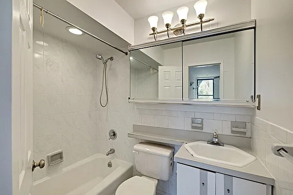 Rented by Corcoran | media 10