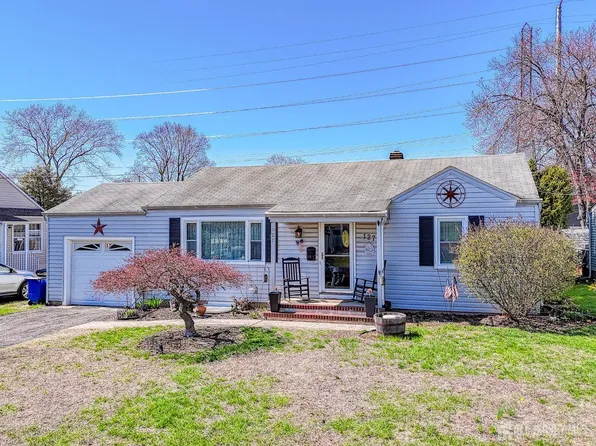 127 Cleveland Ave, Milltown, NJ 08850
