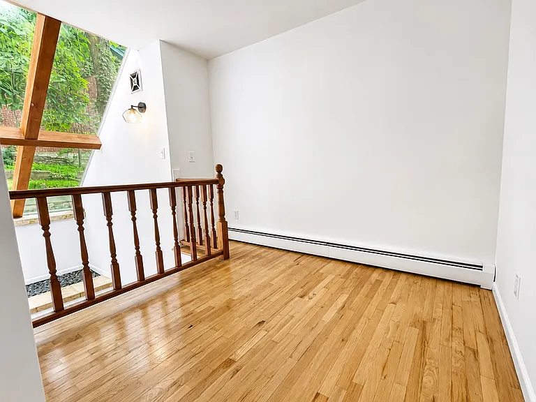 190 Union St #1 — Photo 7