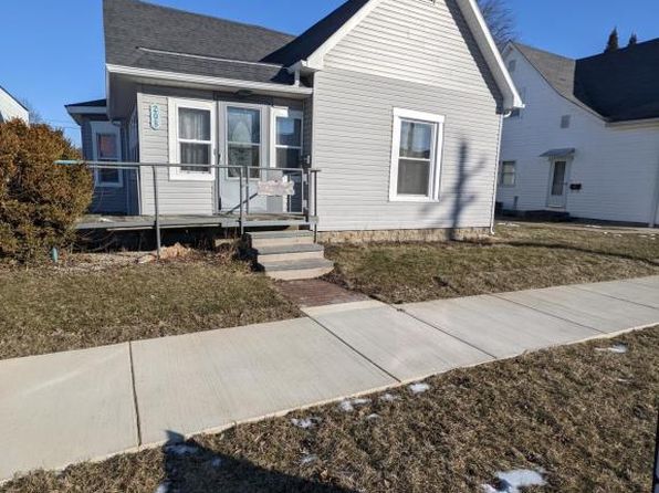 208 E Main St