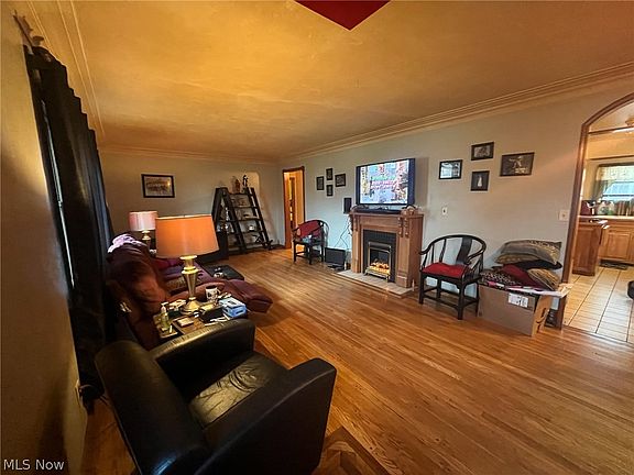 3rd image of 1314 W 39th St
