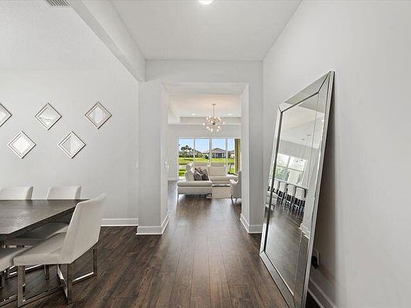 4th image of 15557 Goldfinch Cir