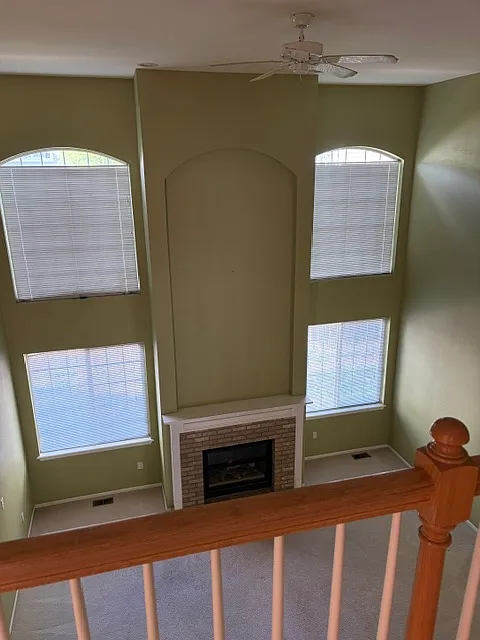4 bed, 2831 sqft, $2,950 — Photo 4