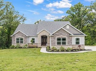 231 Lake Forest Dr, Troy, MO 63379