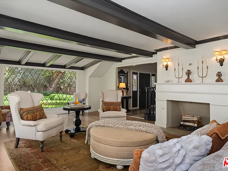 575 N Beverly Glen Blvd — Photo 8