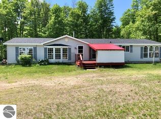 11261 Cinder Rd, Beulah, MI 49617