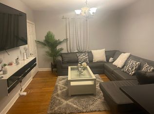 28 Middle St, Ansonia, CT 06401