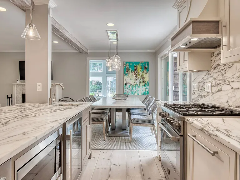 17 Emerson Pl — Photo 11