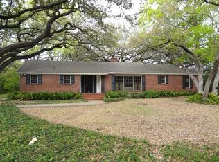 4804 Hillcrest Dr, Waco, TX 76710