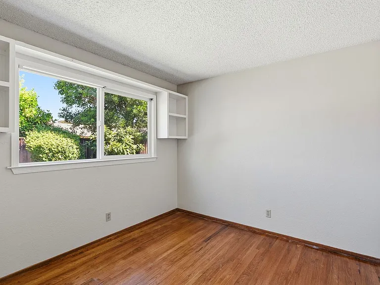 5880 Taormino Ave — Photo 24