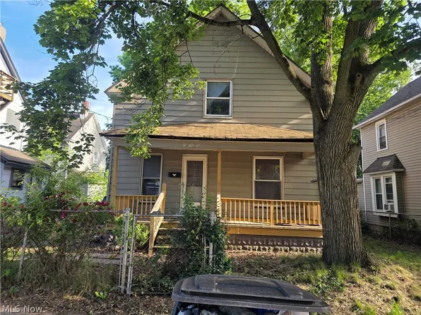 (undisclosed Address), Akron, OH 44304
