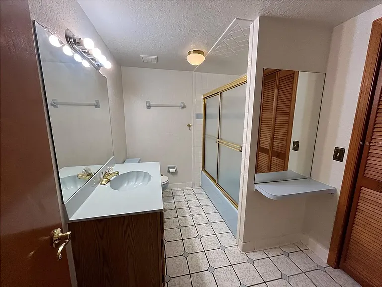 6560 Timberlane Rd — Photo 22