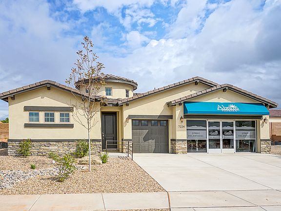 Front Exterior - Ella Lomas Encantadas