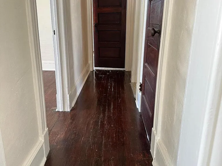 1317 Schlager St #1/2 — Photo 14