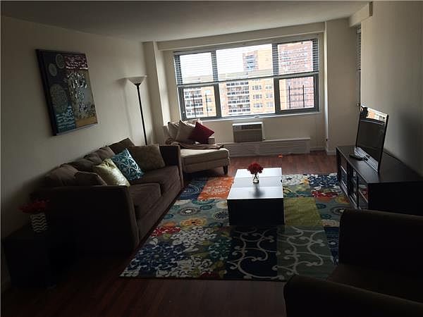 2nd image of 10420 Queens Blvd APT 20T