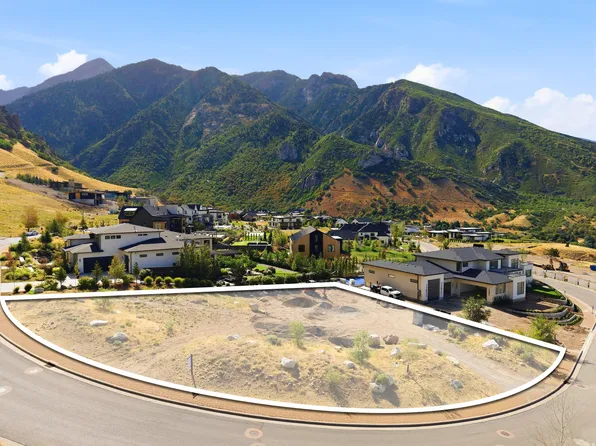 7054 S City View Dr, Salt Lake City, UT 84121
