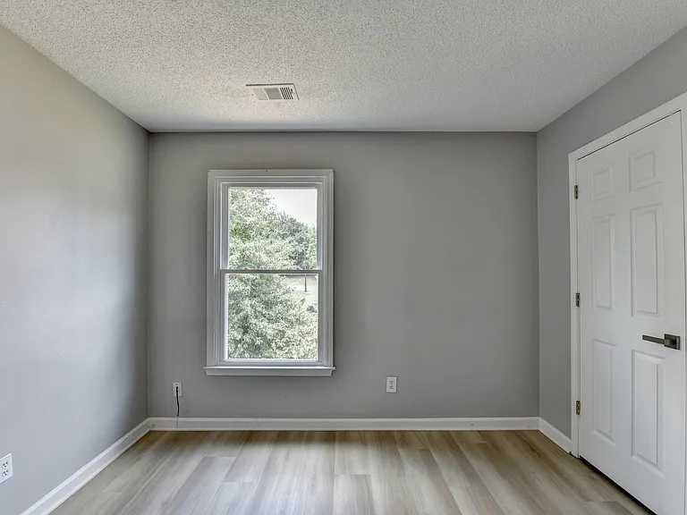 6125 Pattingham Dr — Photo 24