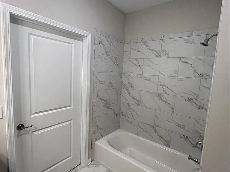 422 Tower Ridge Cir #422 — Photo 4