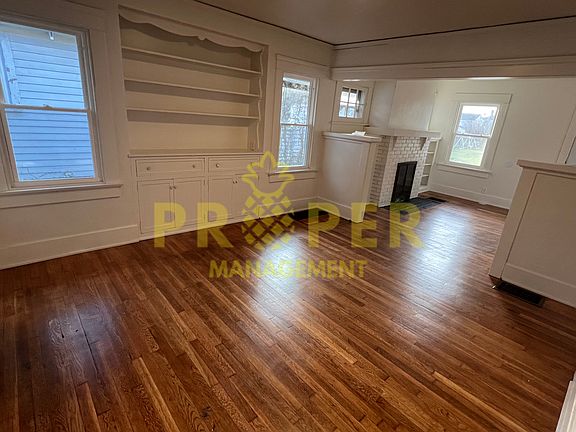3rd image of 2128 Ravenwood Ave