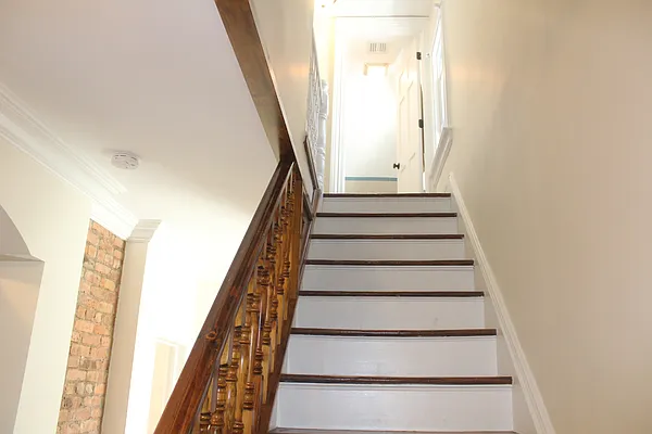 Rented by Compass | media 19