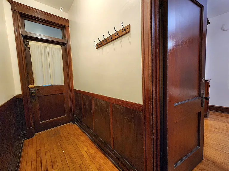 2626 W Iowa St #1F — Photo 9