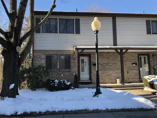 227 Village Ct, Kingston, NY 12401