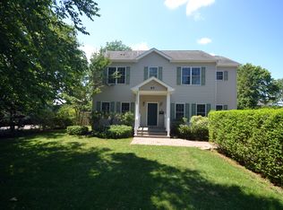 67 Riverside Dr, Riverhead, NY 11901