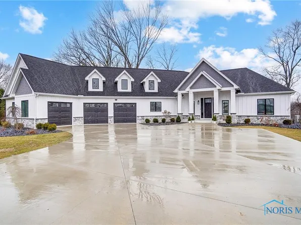 17670 W River Rd, Bowling Green, OH 43402