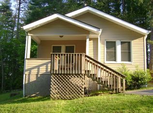 233 Big Pine Rd, Hendersonville, NC 28792