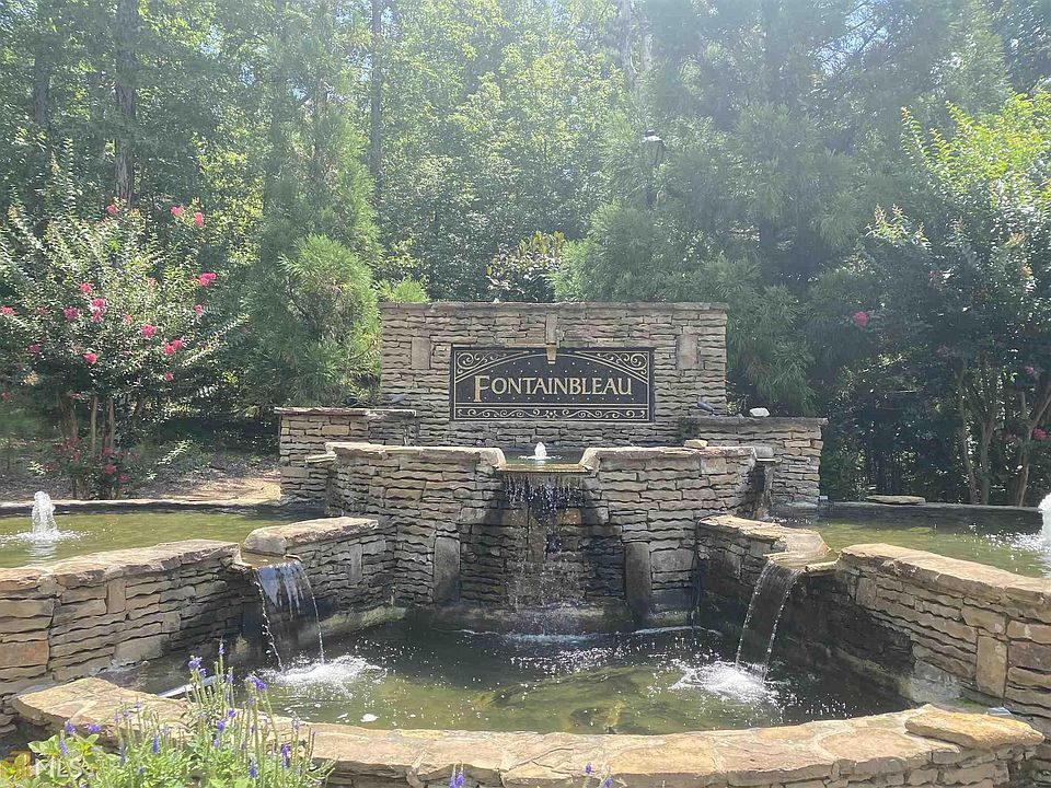 1st image of 2021 Fontainbleau Dr