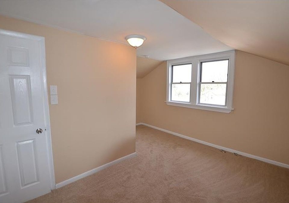 2nd image of 2721 10th Ave #2