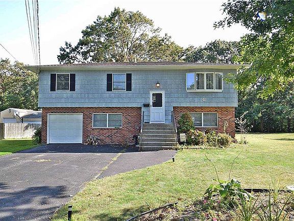 2nd image of 329 Brookville Ave