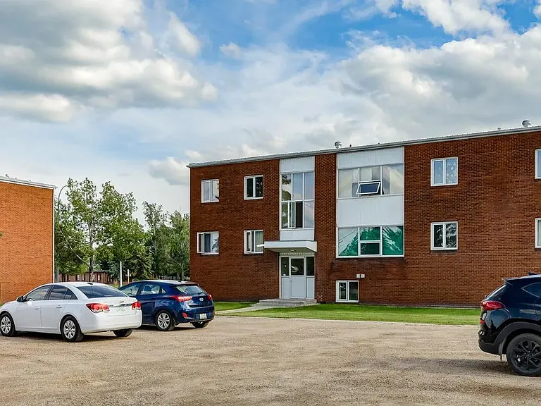 233 Bradbrooke Dr #13 — Photo 16