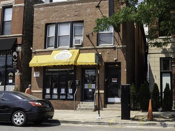 4th image of 3006 N Sheffield Ave