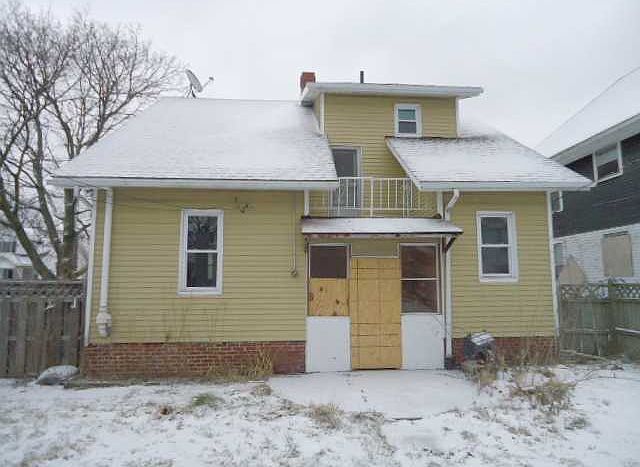 2nd image of 602 Lodge Ave
