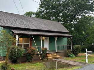 121 Walnut St, Commerce, GA 30529