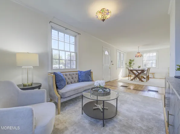 140 Stockton Avenue, Ocean Grove, NJ 07756