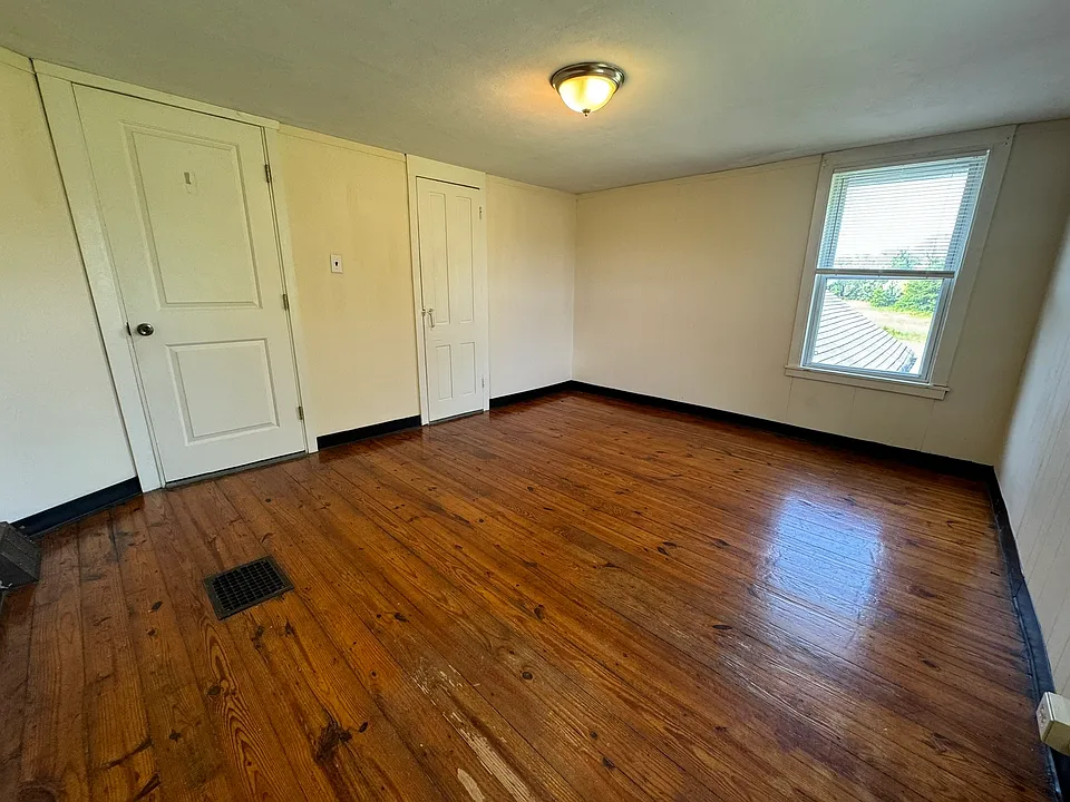 46 Old Amherst Rd #1